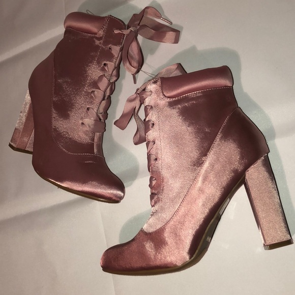 BAMBOO Shoes - BAMBOO Pink Satin Booties